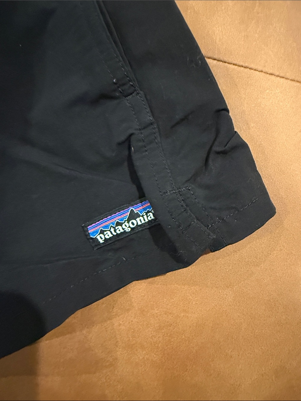 Patagonia Barley Baggies Black Women’s Running Shorts - Picture 2 of 4